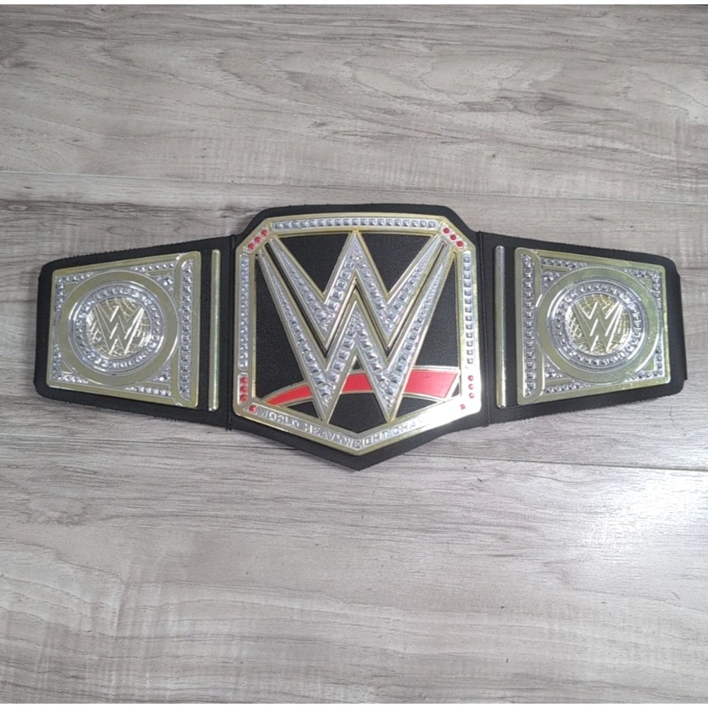 2014 Mattel WWE World Heavyweight Championship Wrestling Belt Kids Toy